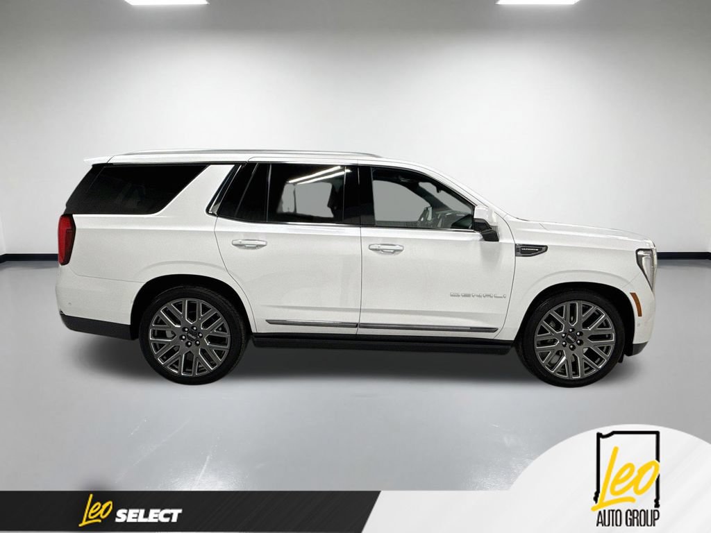Used 2025 GMC Yukon Denali Ultimate AWD/4WD image 6