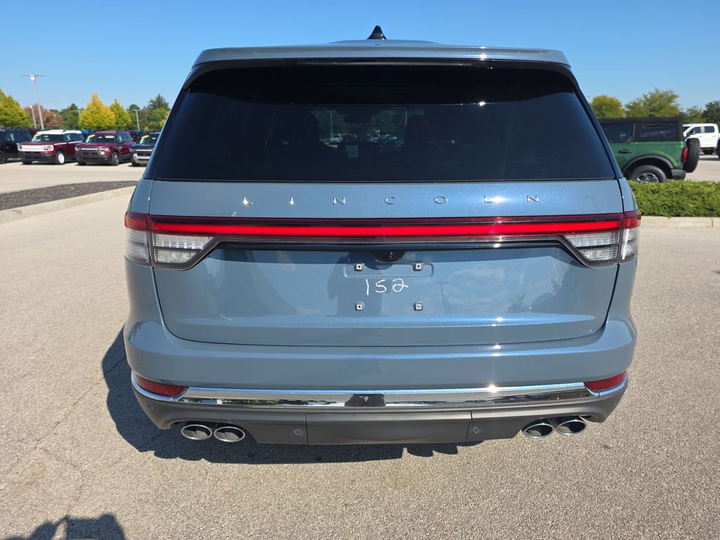 Used 2025 Lincoln Aviator Reserve w/ Illumination Package image 8