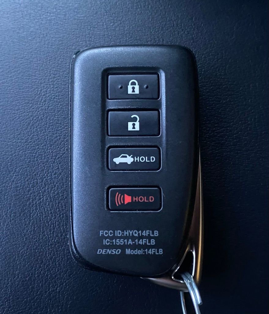 Used 2022 Lexus IS 350 F Sport image 37