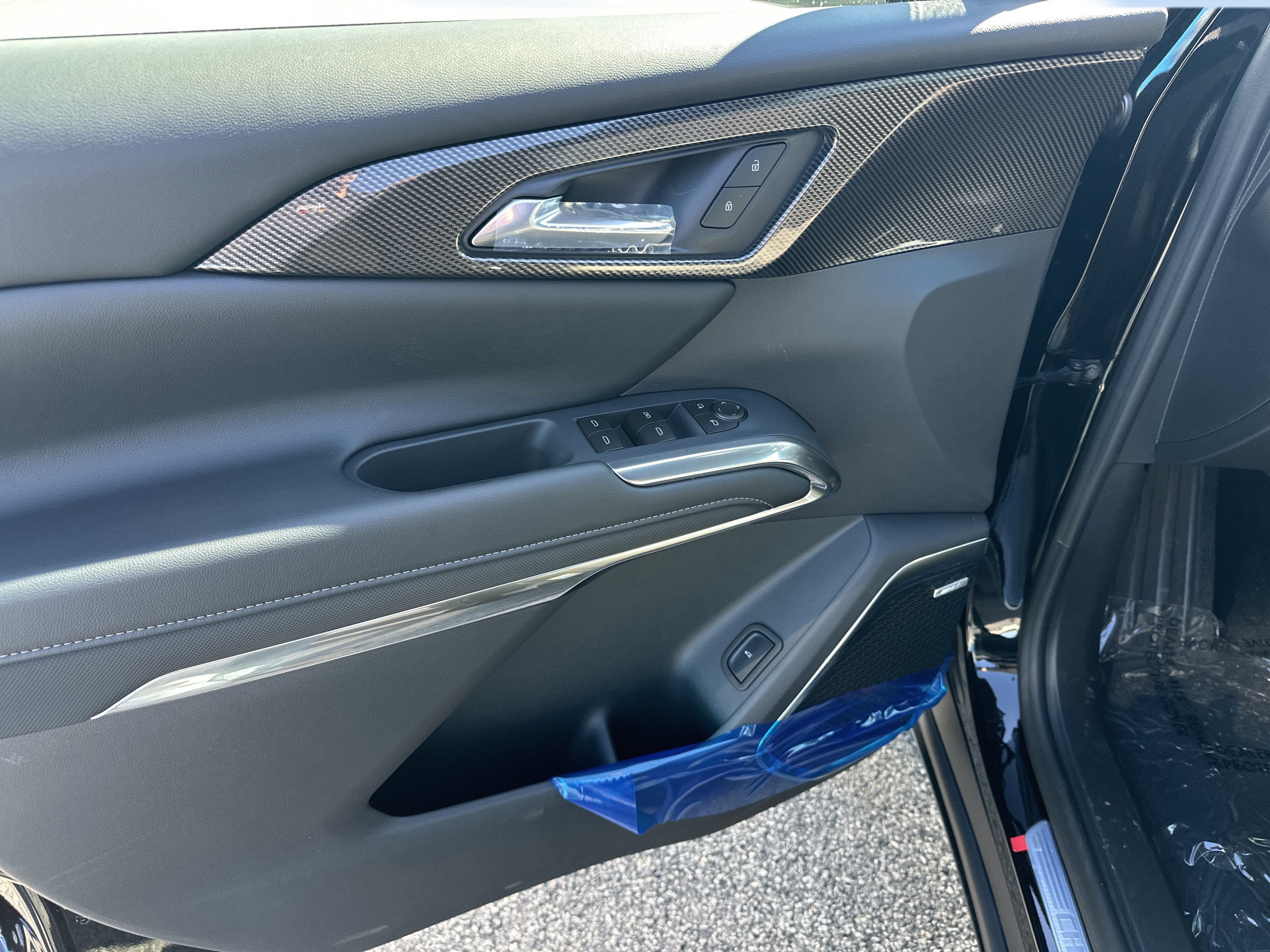 New 2027 Chevrolet Traverse Z71 w/ Enhanced Driving Package AWD/4WD image 8