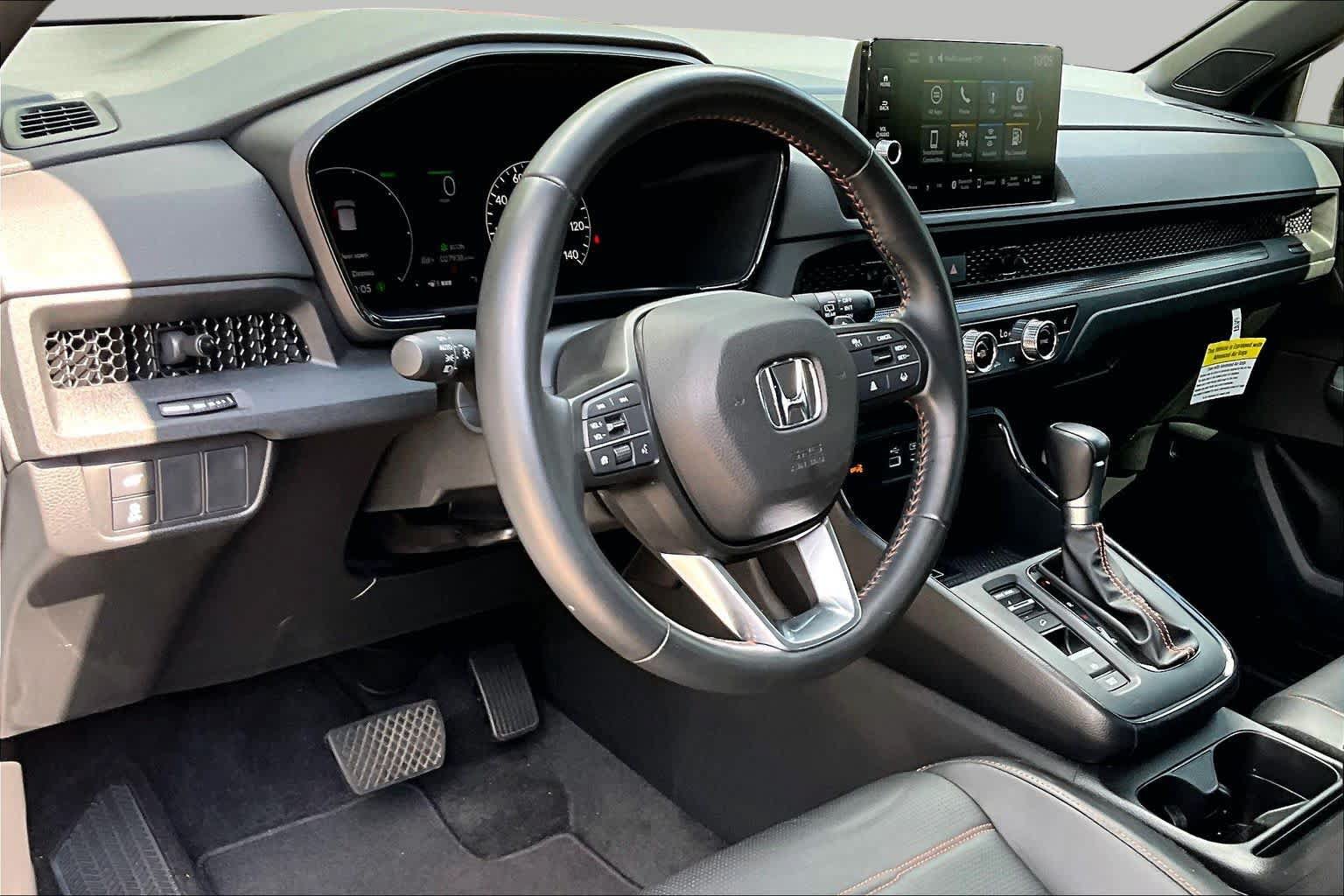 Used 2025 Honda CR-V Sport-L image 18