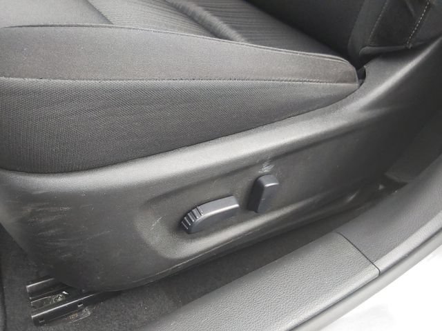 Used 2024 Nissan Altima 2.5 SV FWD image 11