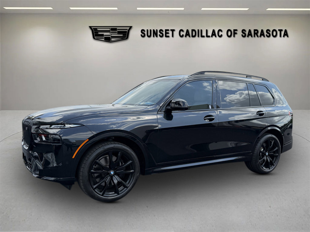 Used 2025 BMW X7 M60i AWD/4WD image 7