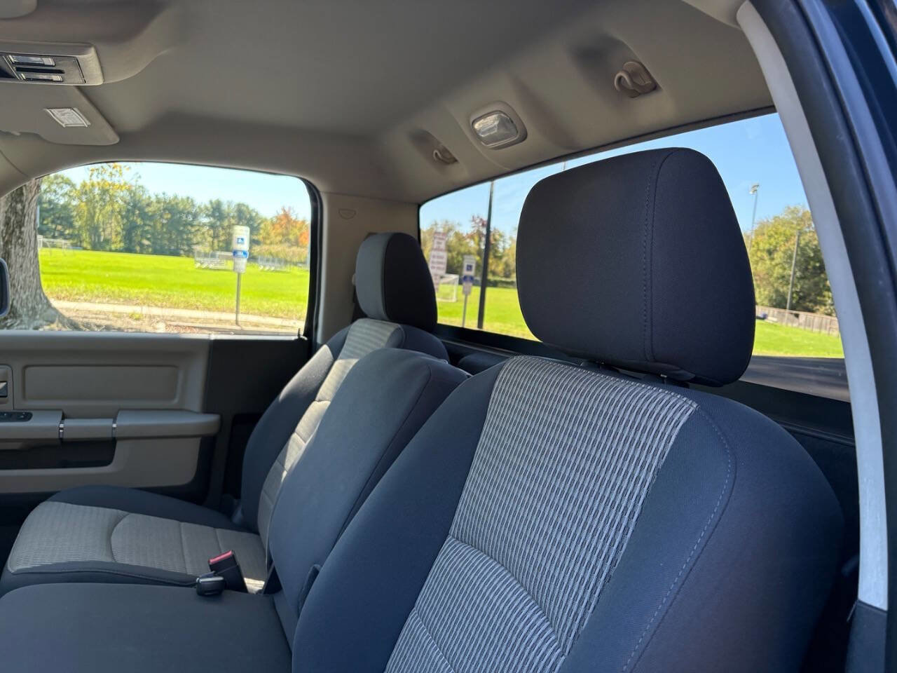 Used 2009 Dodge Ram 1500 Truck SLT image 21