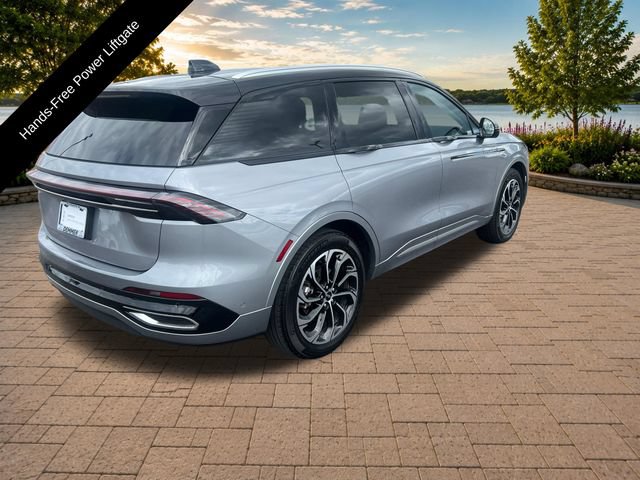 Certified 2024 Lincoln Nautilus Reserve w/ Equipment Group 202A AWD/4WD image 8