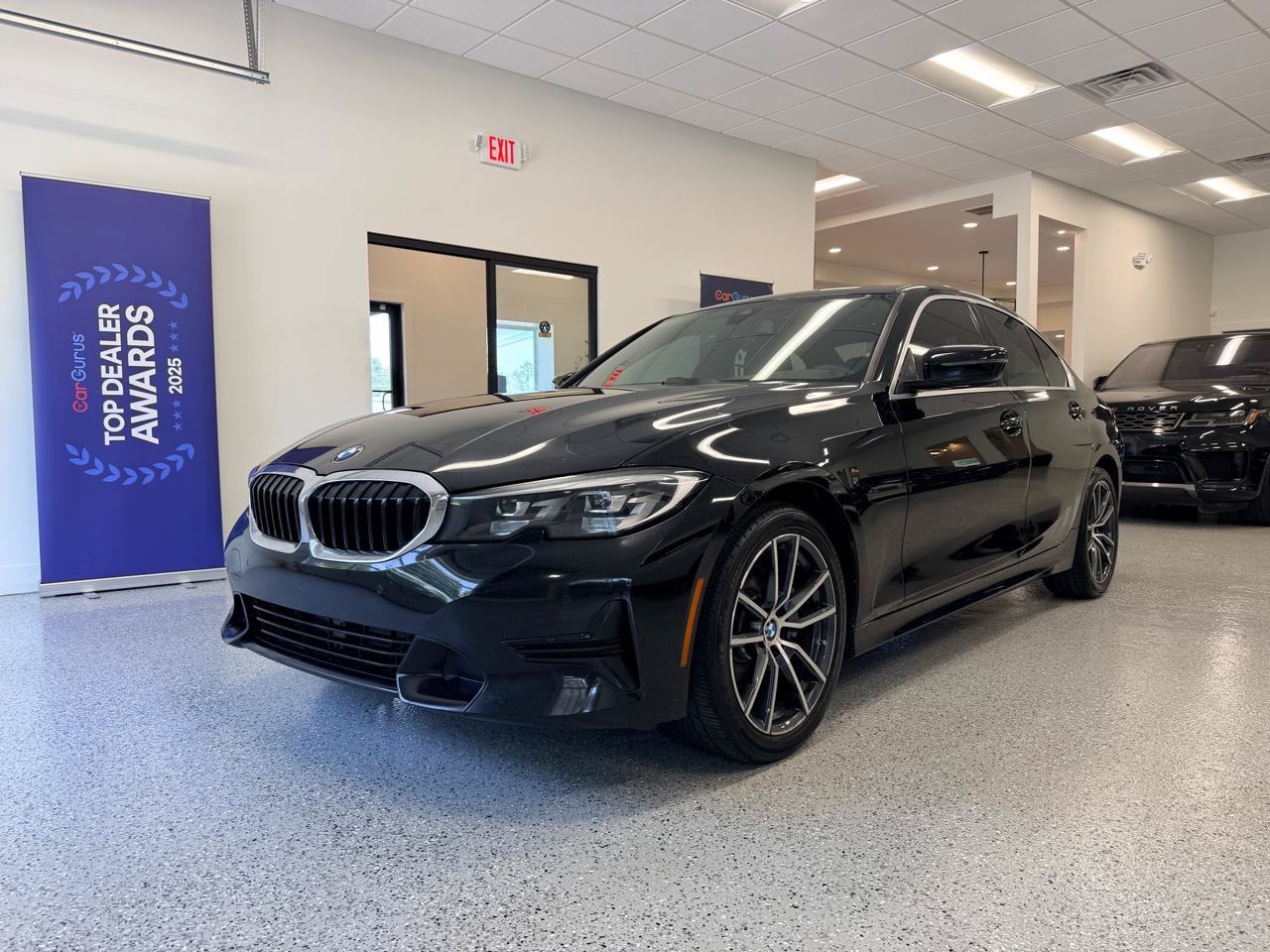 Used 2019 BMW 330i Sedan w/ Driving Assistance Package RWD image 4