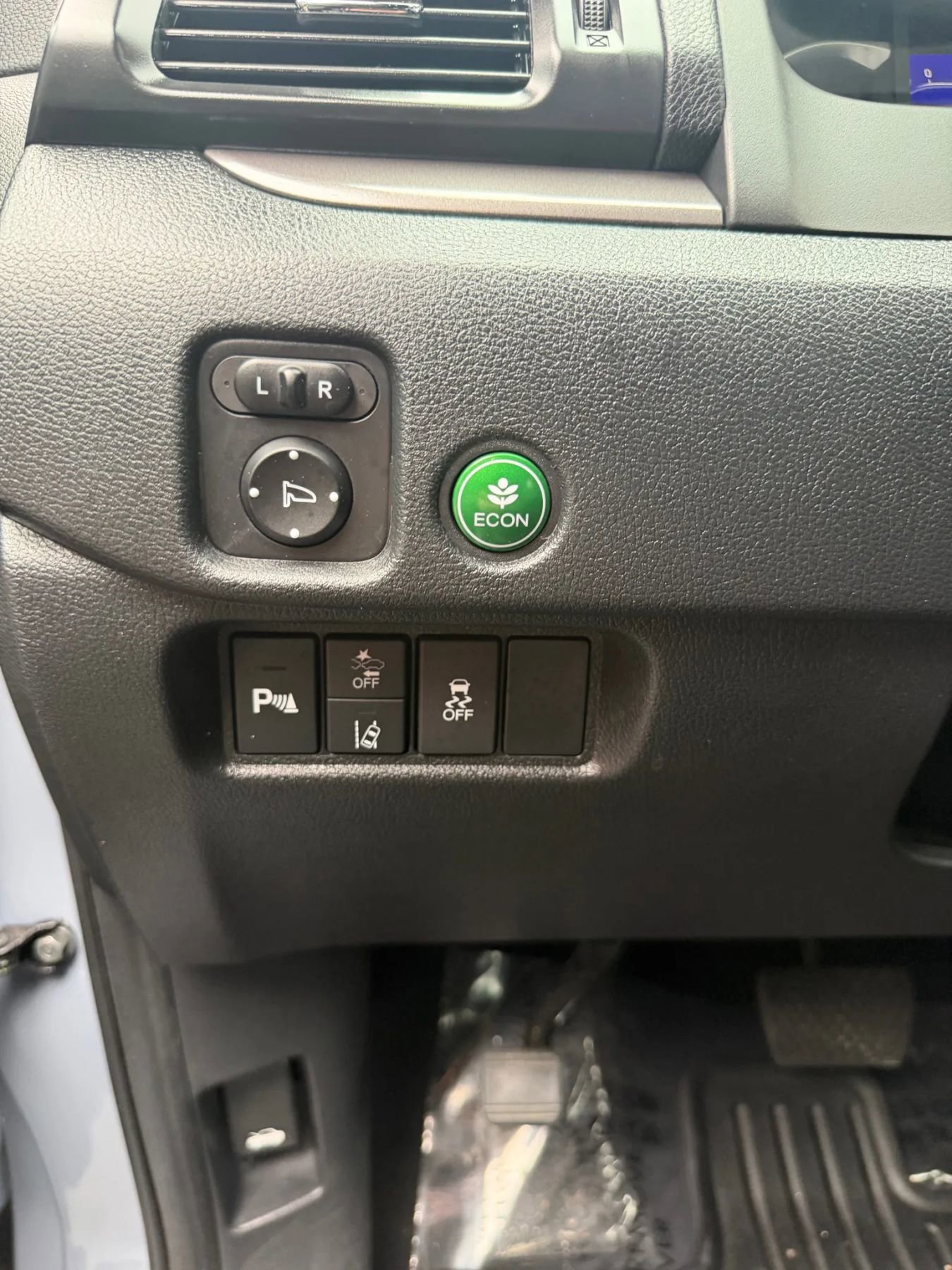 Used 2023 Honda Passport EX-L image 16