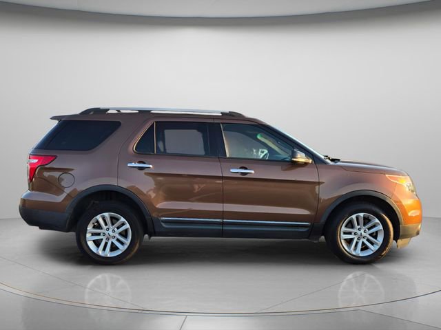 Used 2012 Ford Explorer XLT w/ Class III Trailer Tow Pkg AWD/4WD image 7