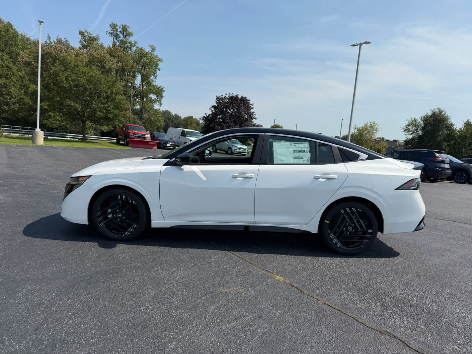 New 2027 Nissan Sentra SR w/ SR All Weather Package FWD image 4