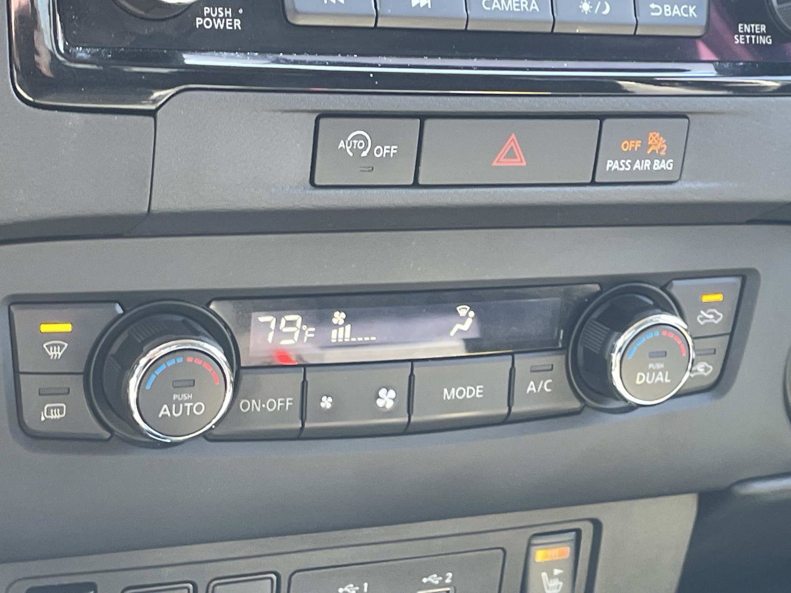 Used 2024 Nissan Frontier SV w/ SV Convenience Package image 16