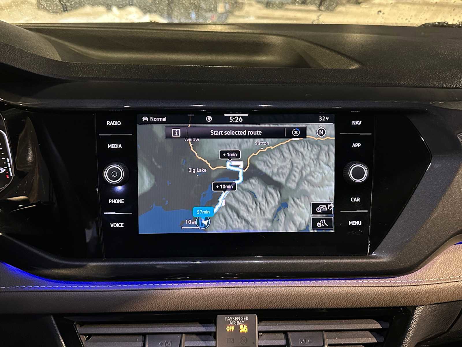 Used 2023 Volkswagen Taos SEL image 28