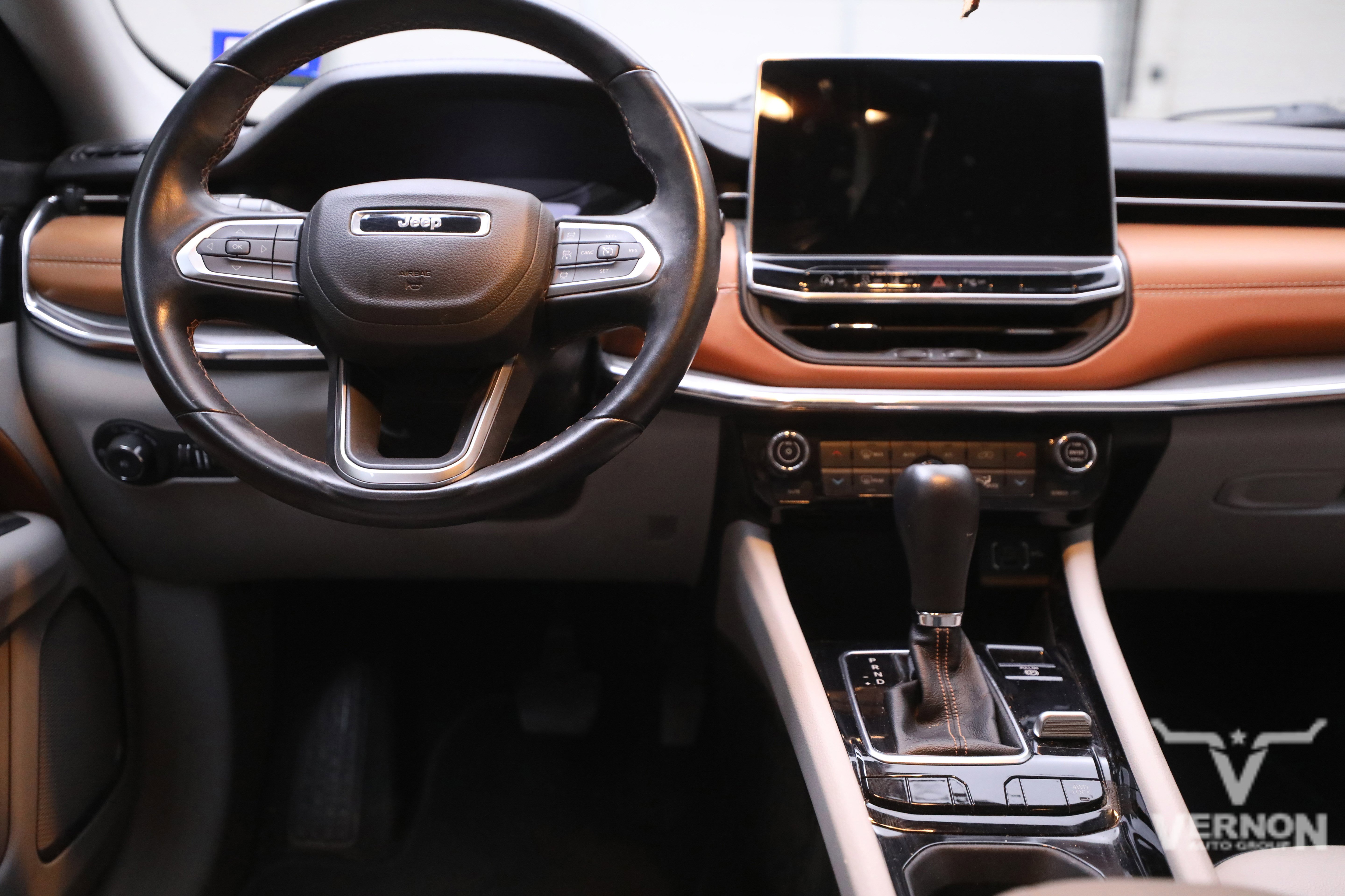 Used 2022 Jeep Compass Limited image 8