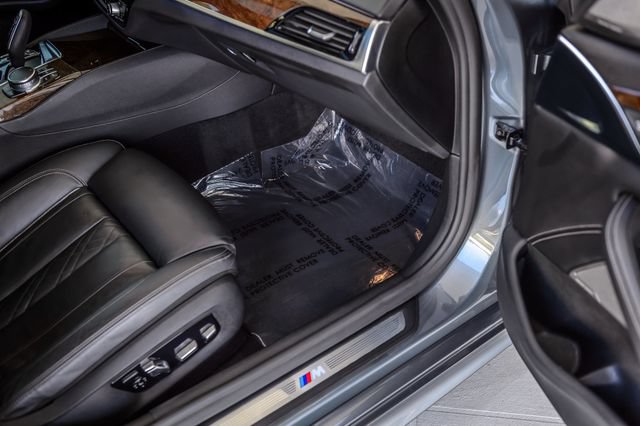 Used 2018 BMW 540i w/ M Sport Package RWD image 46