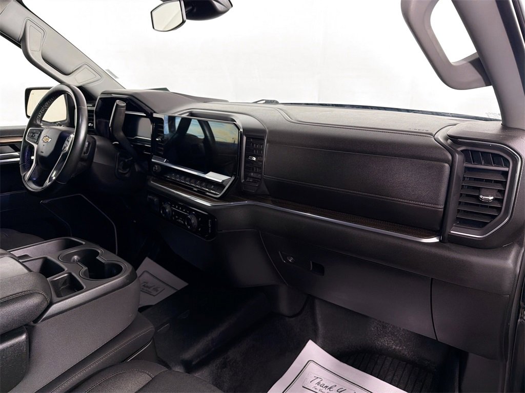 Used 2024 Chevrolet Silverado 1500 LT image 28