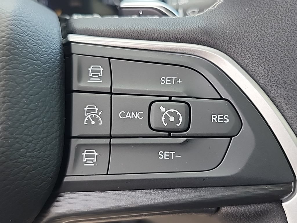 New 2026 Jeep Grand Cherokee L Laredo RWD image 13