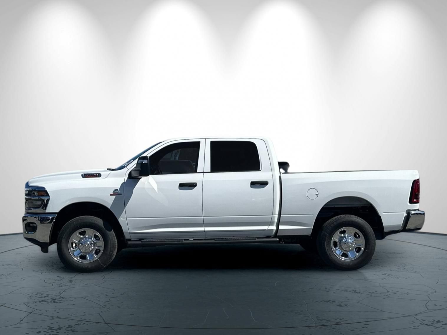 New 2026 RAM 2500 Tradesman AWD/4WD image 7