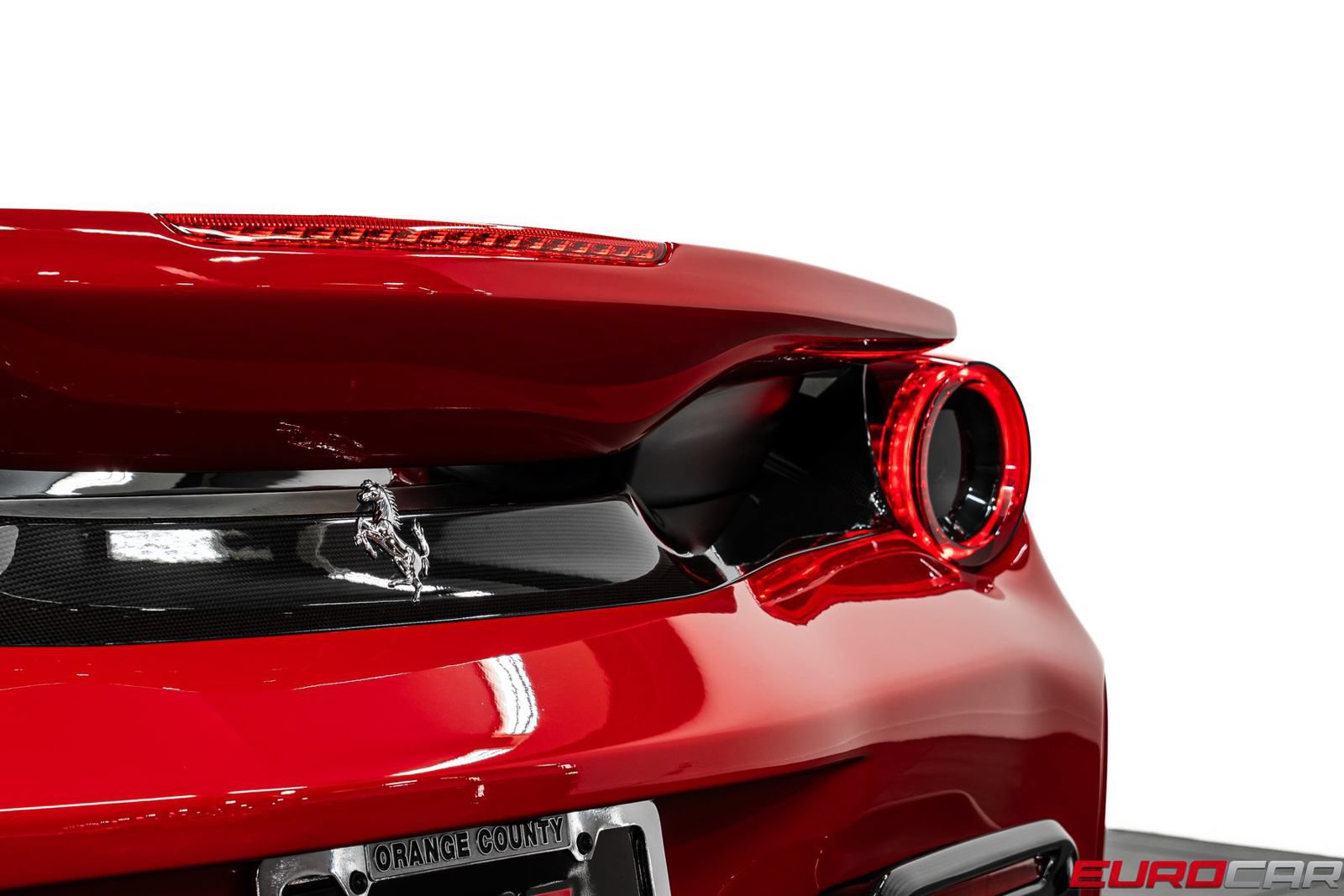 Used 2020 Ferrari 488 Pista Coupe RWD image 28