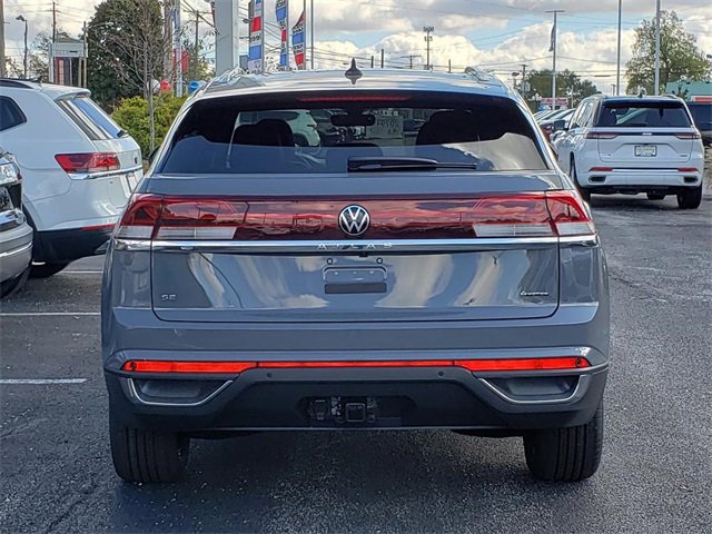 New 2026 Volkswagen Atlas Cross Sport SE image 4