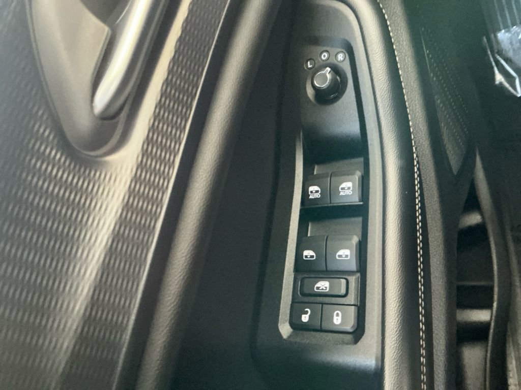 Used 2023 Jeep Grand Cherokee Altitude image 18