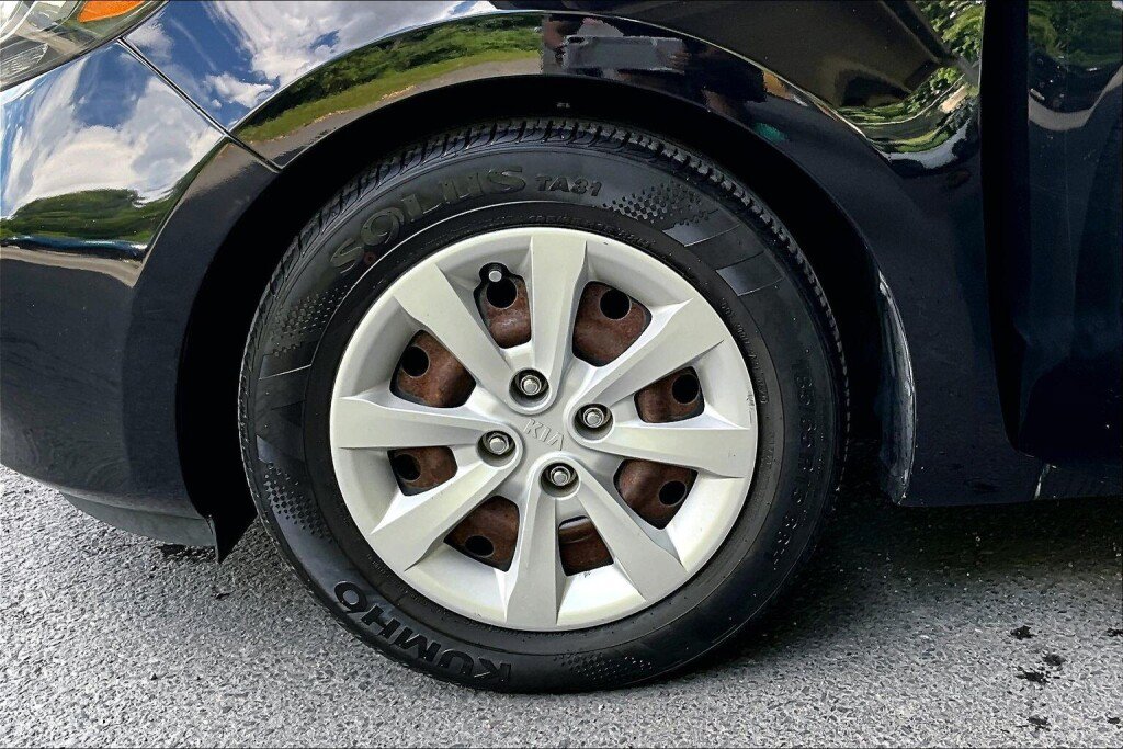 Used 2015 Kia Rio LX w/ Power Package FWD image 16