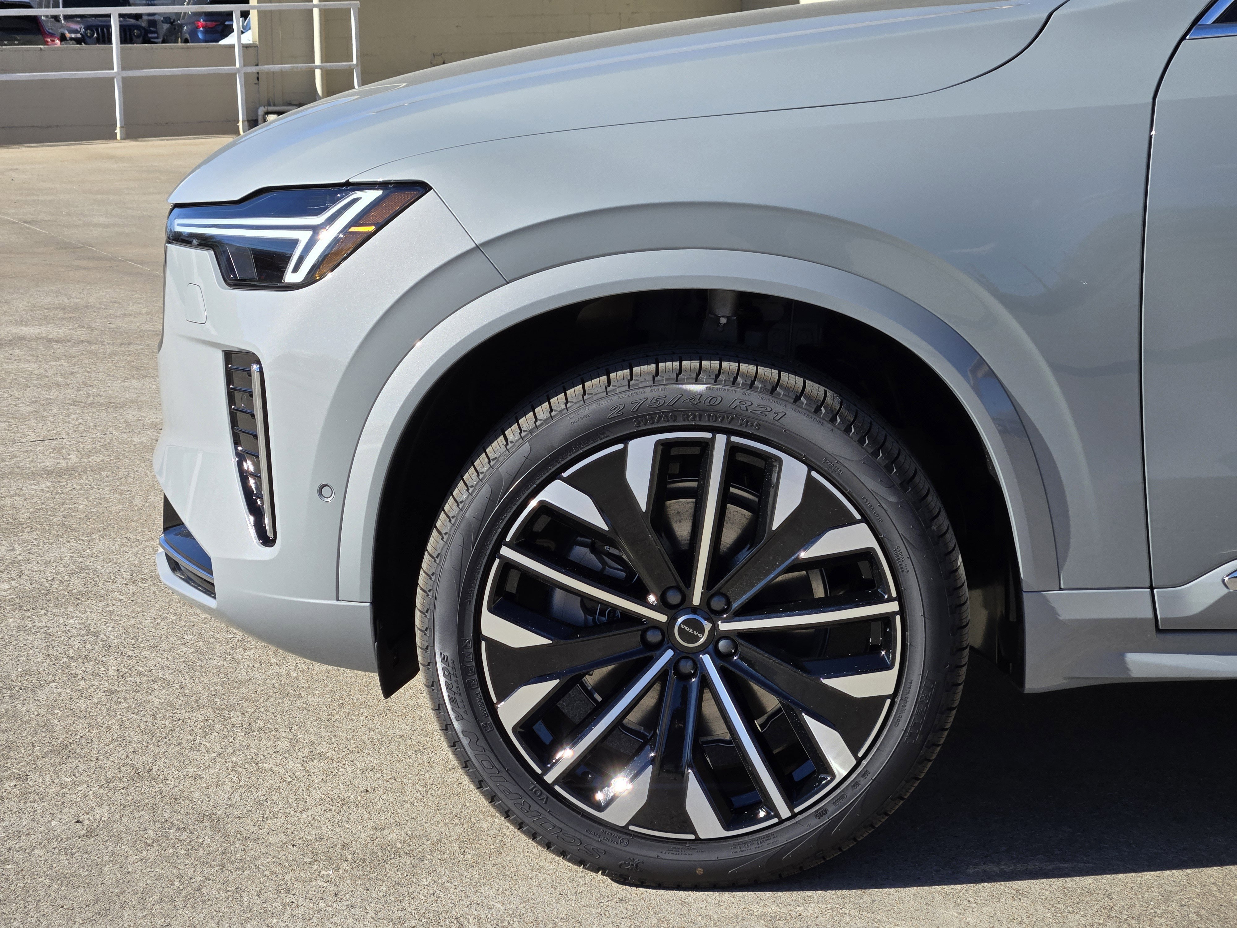 New 2026 Volvo XC90 B6 Ultra image 11