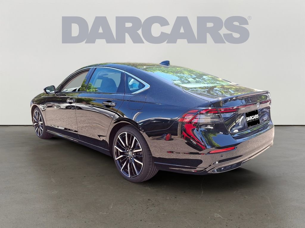 Used 2023 Honda Accord Touring image 4