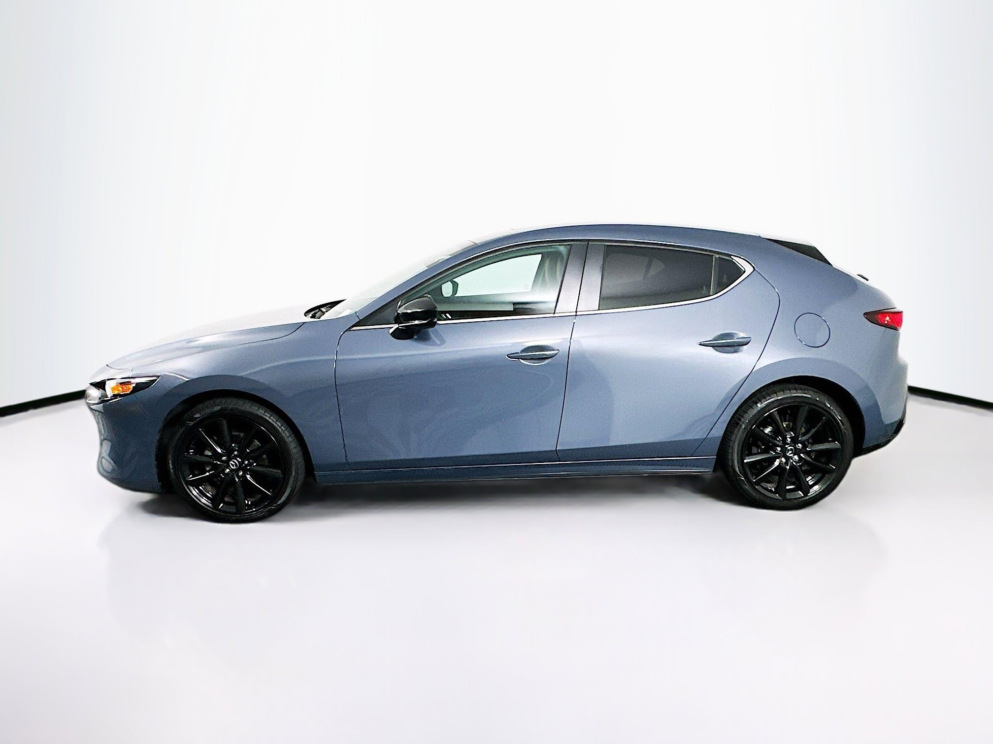 Used 2023 MAZDA MAZDA3 s FWD image 4