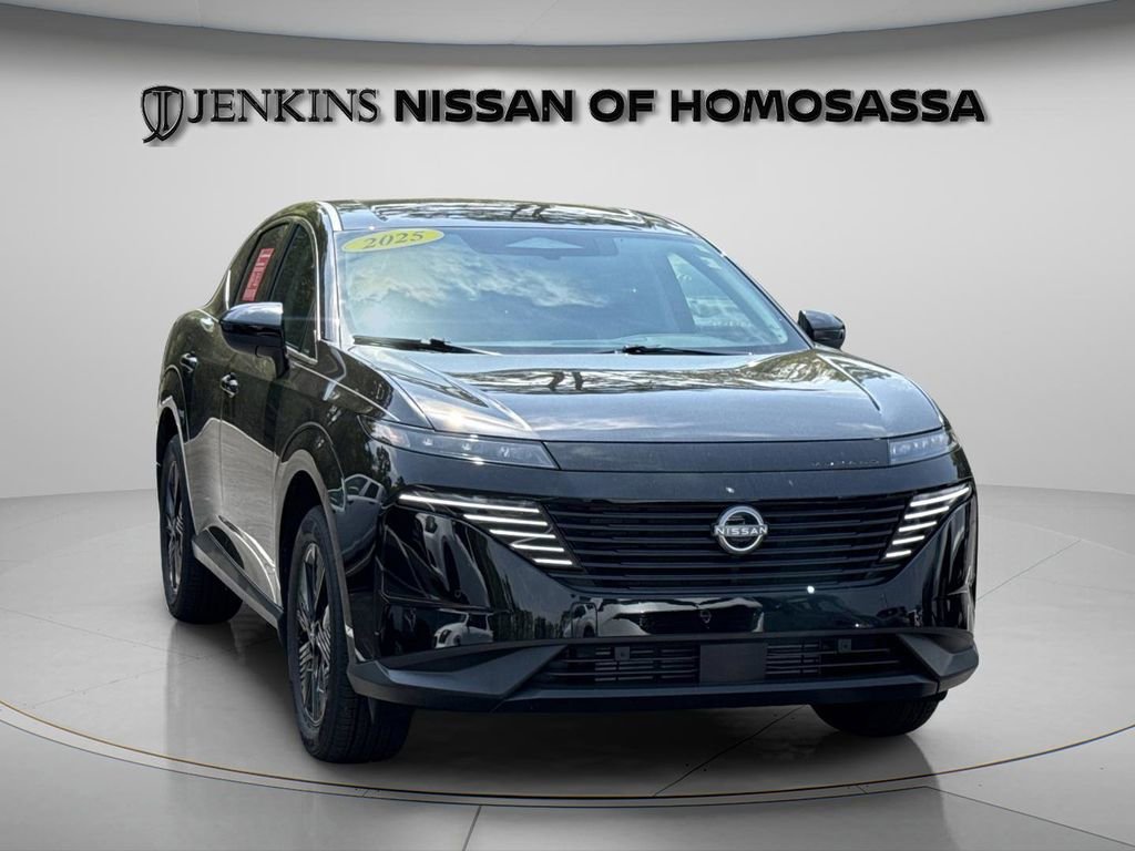 Certified 2025 Nissan Murano SV image 13