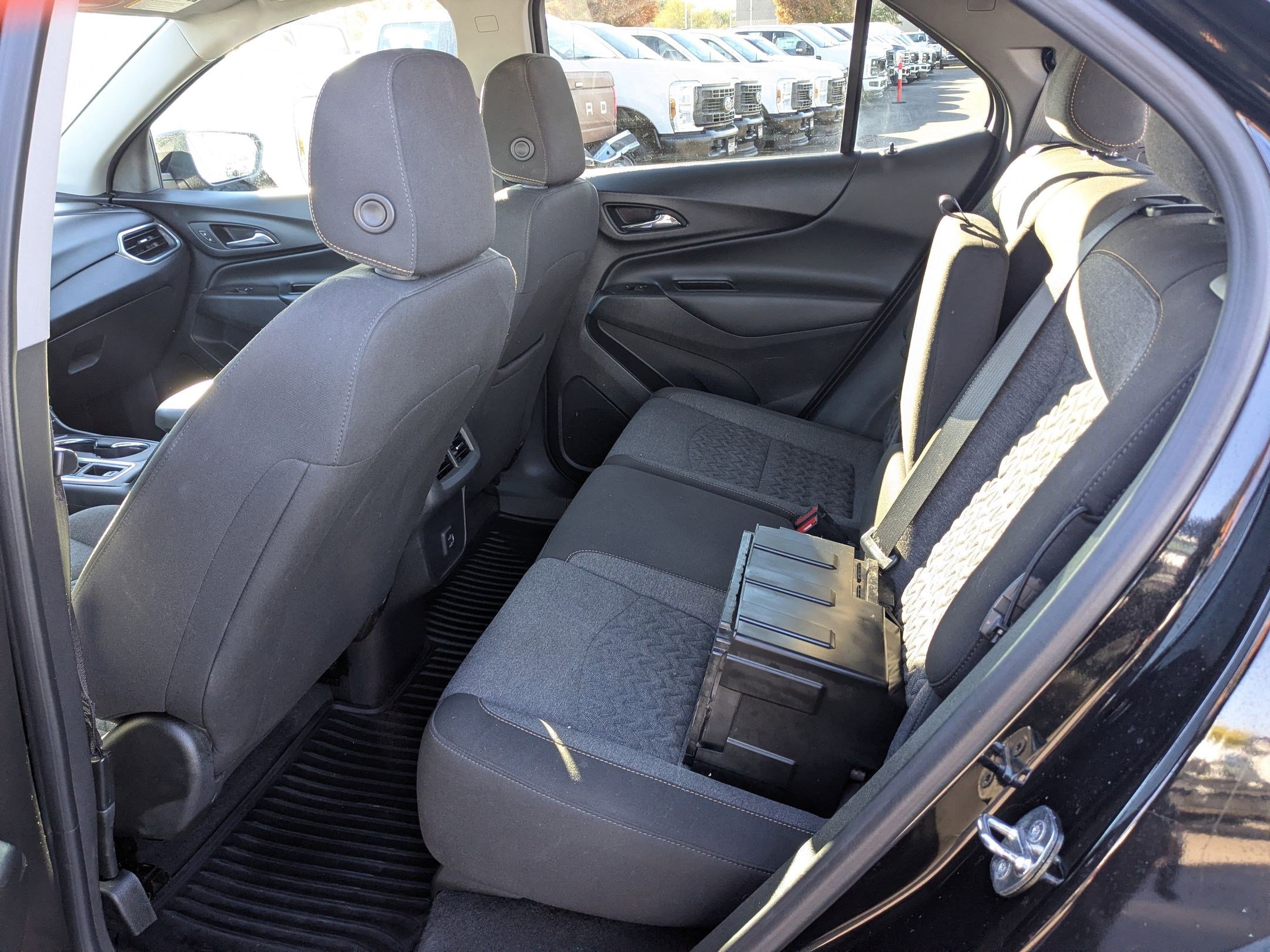 Used 2023 Chevrolet Equinox LT image 28