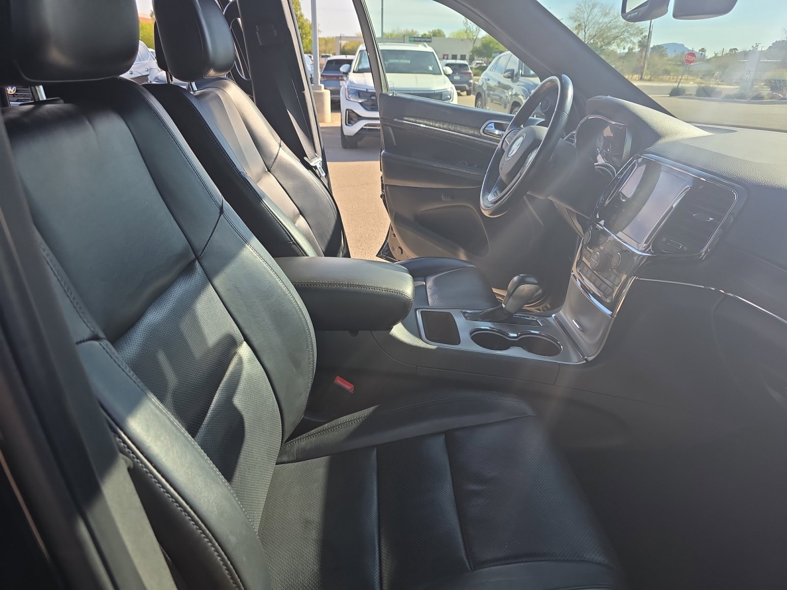 Used 2021 Jeep Grand Cherokee Limited w/ Luxury Group II image 19