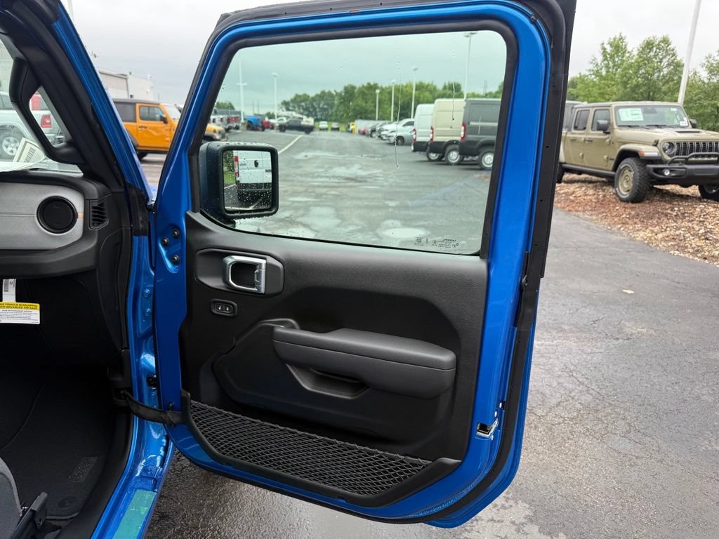 New 2026 Jeep Wrangler Sport AWD/4WD image 43