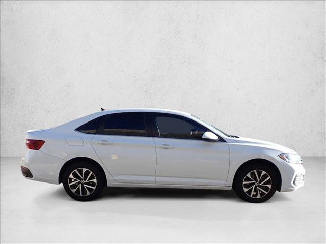 Used 2022 Volkswagen Jetta S FWD image 9