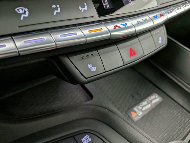 Used 2021 Cadillac CT5 Luxury w/ Sun And Sound Package image 9