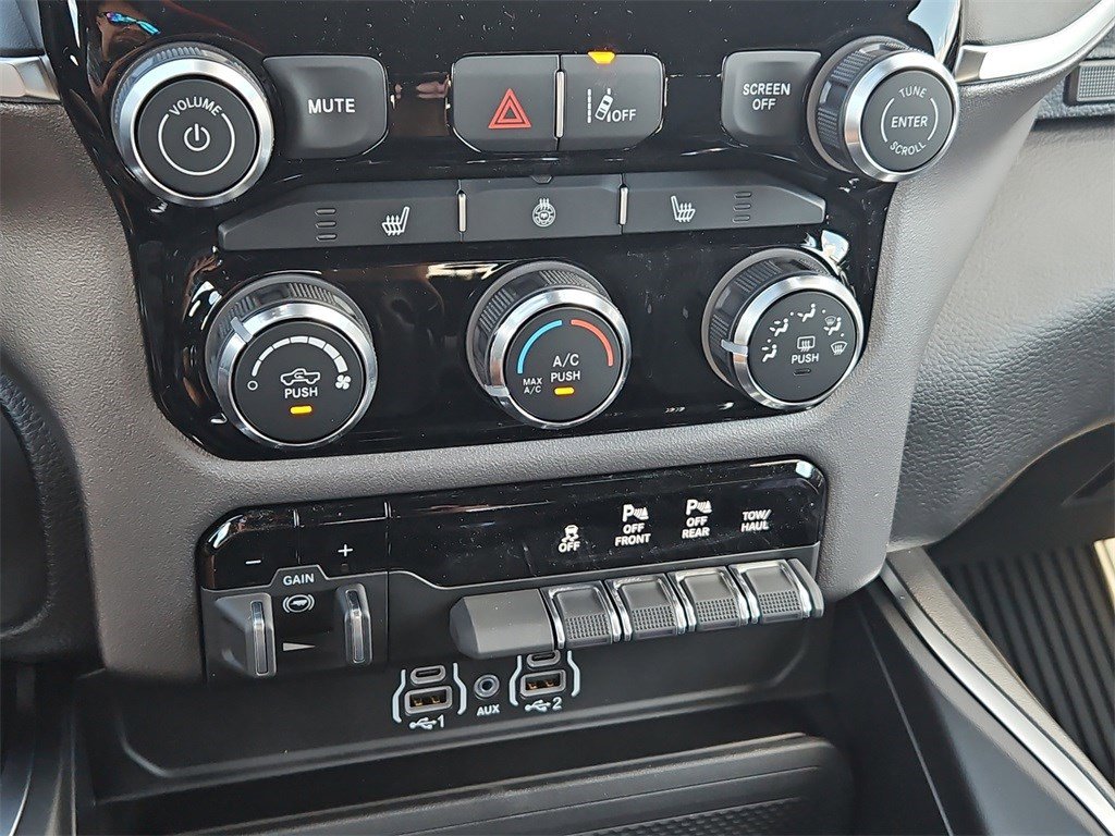 New 2025 RAM 1500 Lone Star image 27