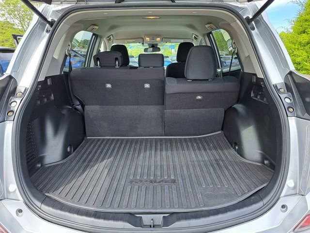 Used 2018 Toyota RAV4 LE w/ All Weather Liner Package AWD/4WD image 26
