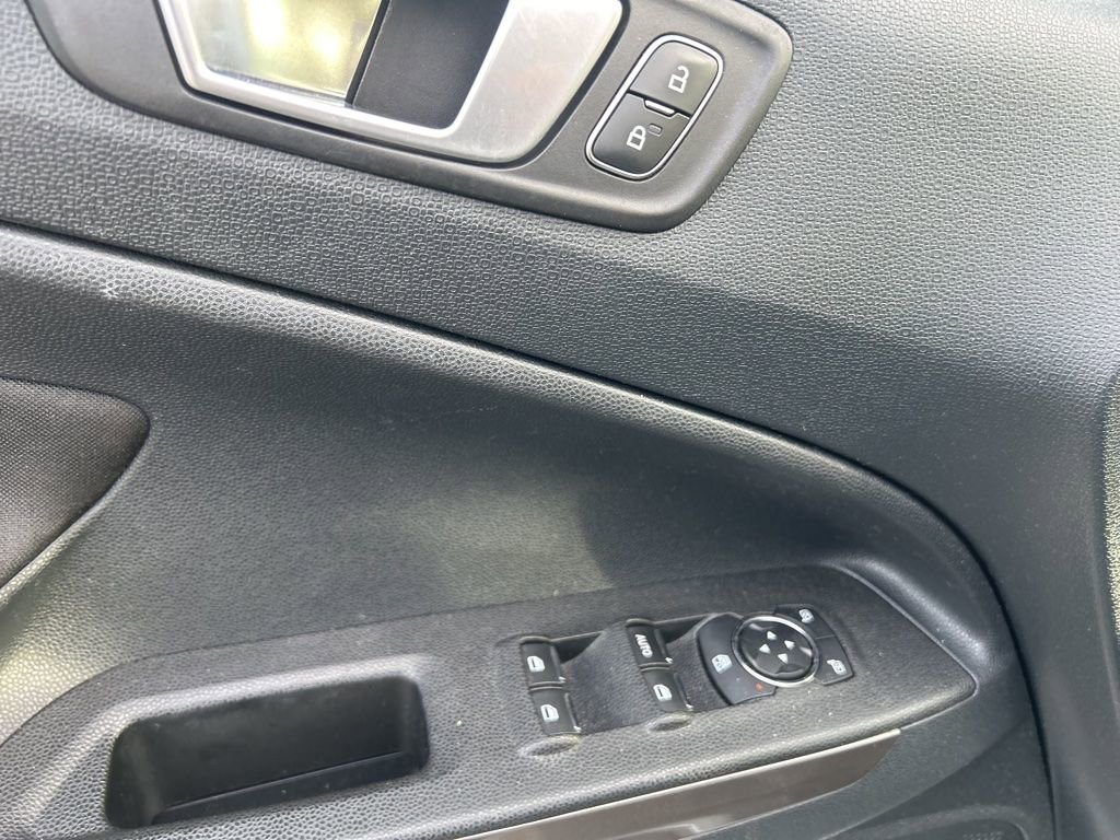 Used 2019 Ford EcoSport SE AWD/4WD image 17