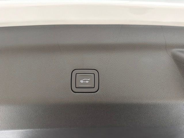 New 2026 Chevrolet Tahoe Premier w/ Sun And Tow Package AWD/4WD image 8