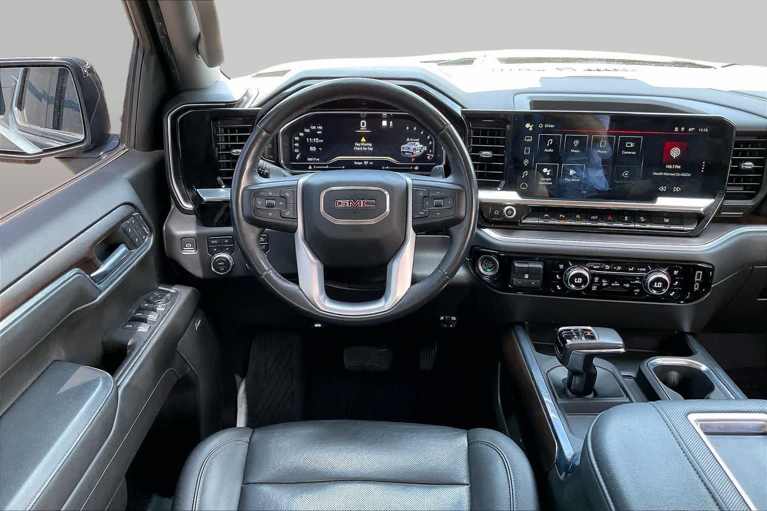 Used 2022 GMC Sierra 1500 SLT w/ SLT Premium Plus Package AWD/4WD image 7