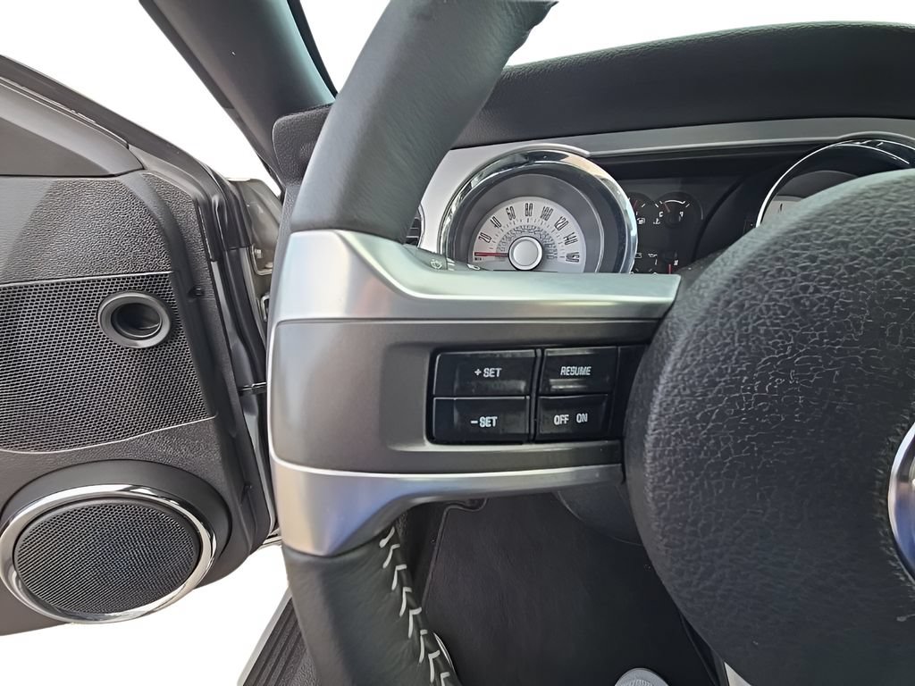 Used 2012 Ford Mustang Premium RWD image 15