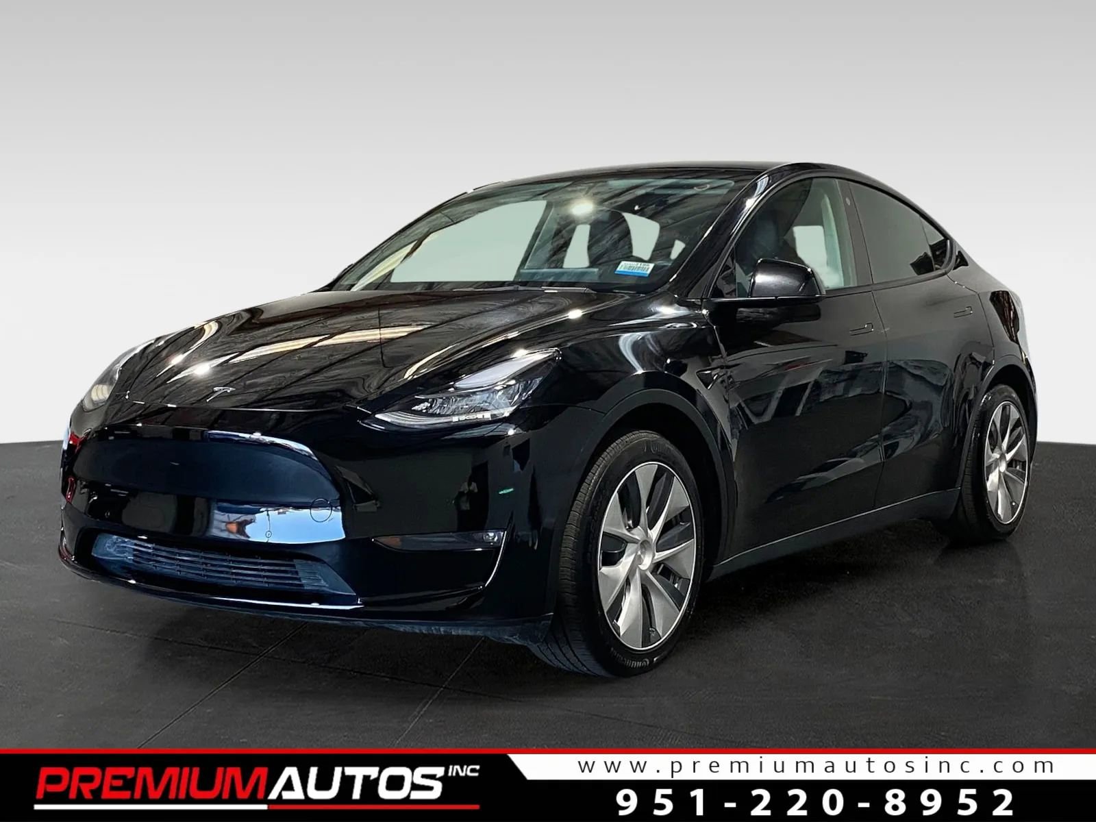 Used 2021 Tesla Model Y 2WD image 1