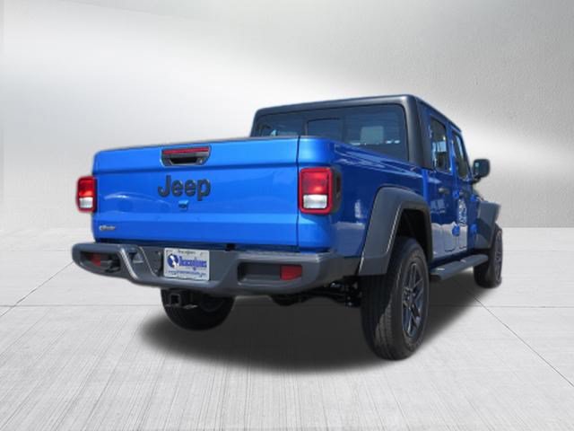 New 2026 Jeep Gladiator Sport AWD/4WD image 3