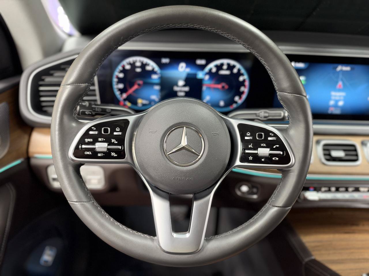 Used 2020 Mercedes-Benz GLE 350 4MATIC image 17