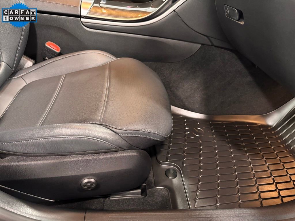 Certified 2023 Mercedes-Benz C 300 4MATIC Sedan image 17