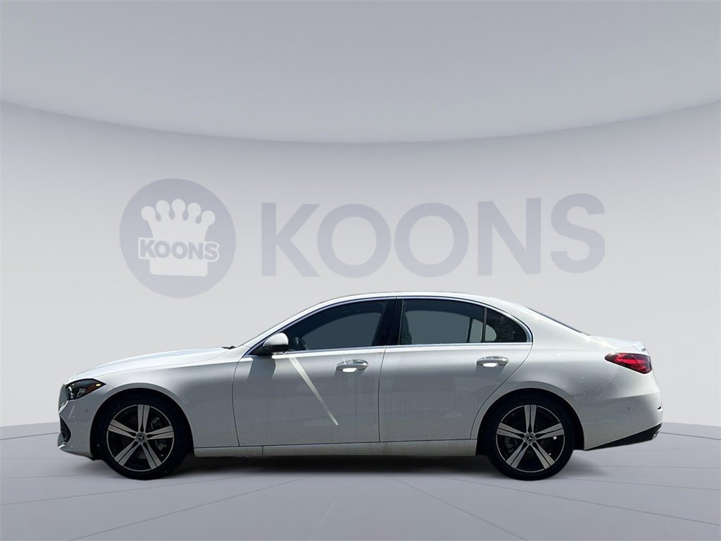 Used 2025 Mercedes-Benz C 300 4MATIC Sedan image 2