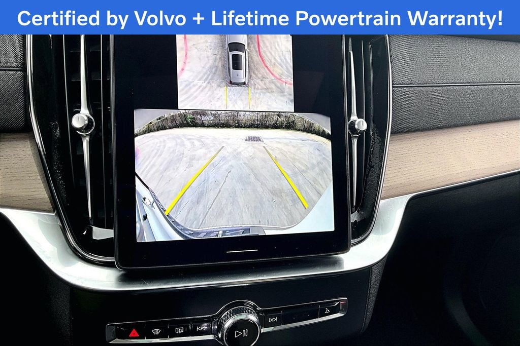 Certified 2025 Volvo XC90 B5 Plus image 30