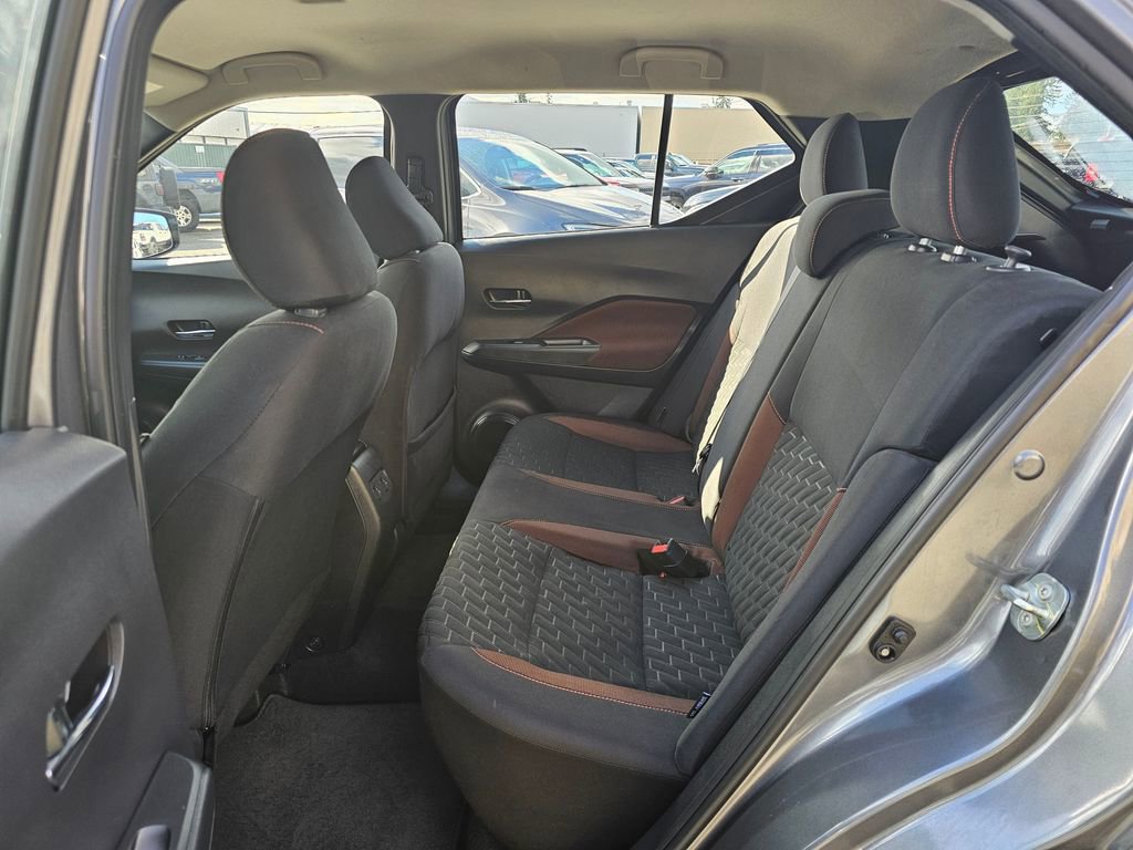 Used 2022 Nissan Kicks SR FWD image 14