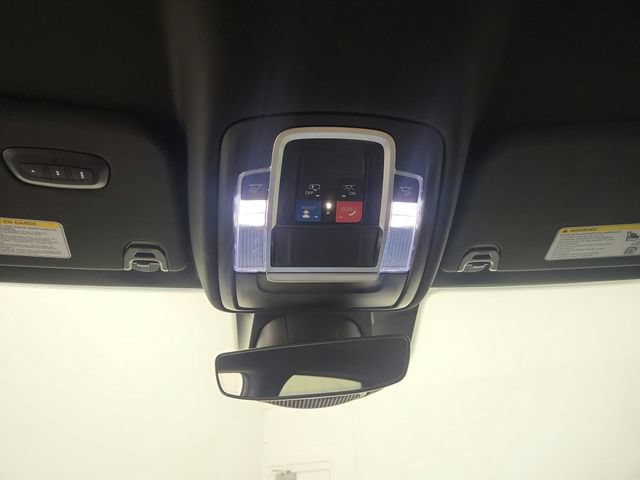 Used 2024 RAM 1500 Laramie AWD/4WD image 35