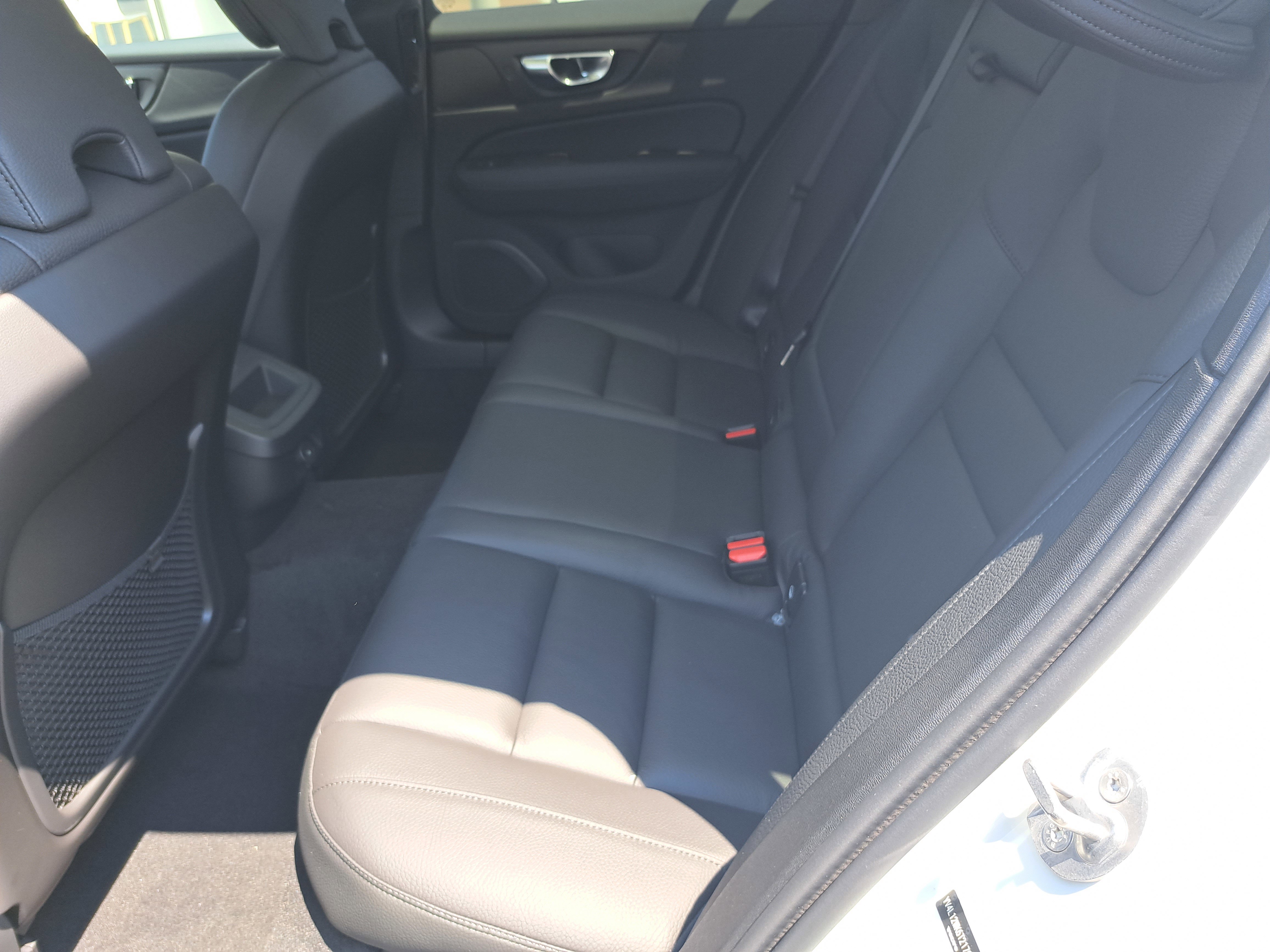 New 2026 Volvo V60 B5 Cross Country Plus w/ Protection Package Premier image 7