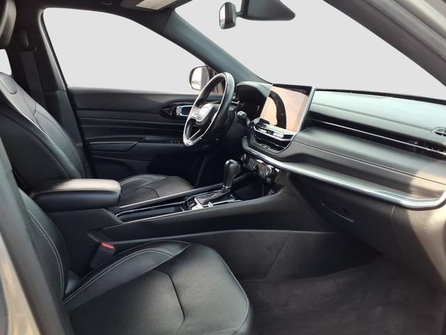 Used 2022 Jeep Compass High Altitude AWD/4WD image 17