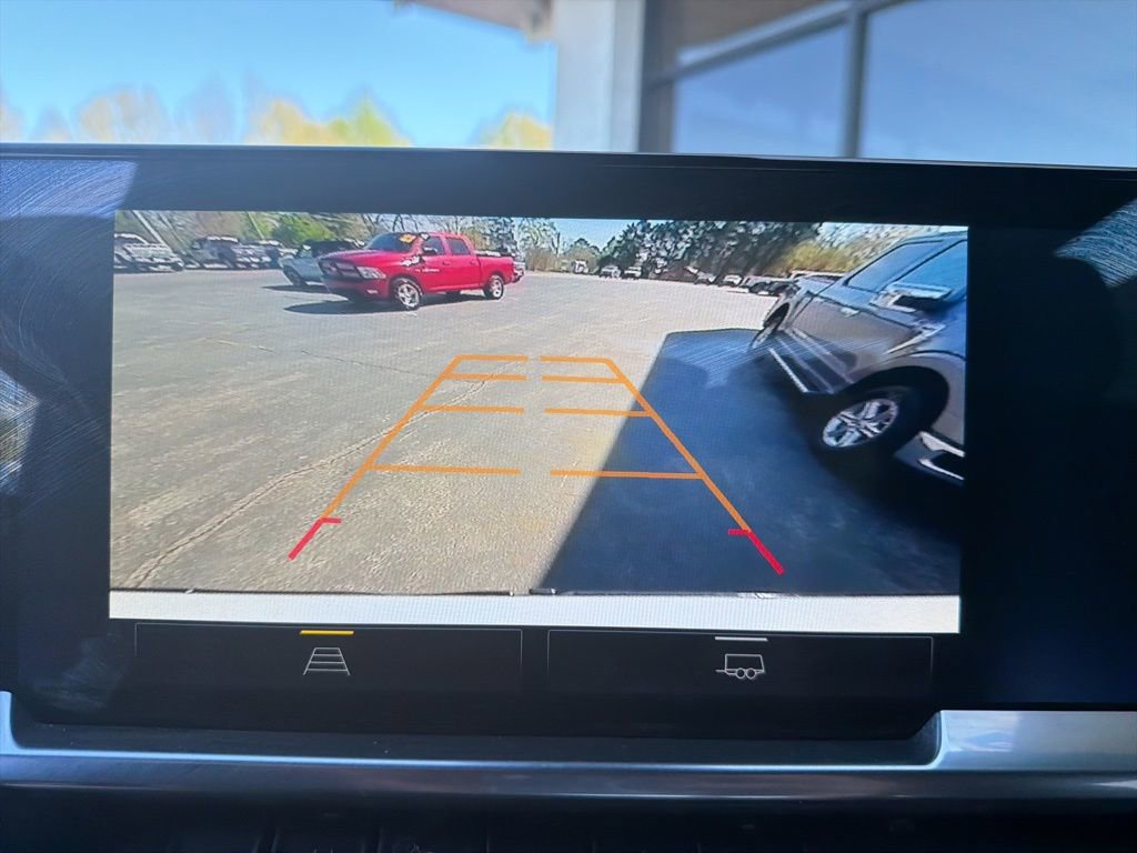 Used 2023 Chevrolet Silverado 1500 LT image 8